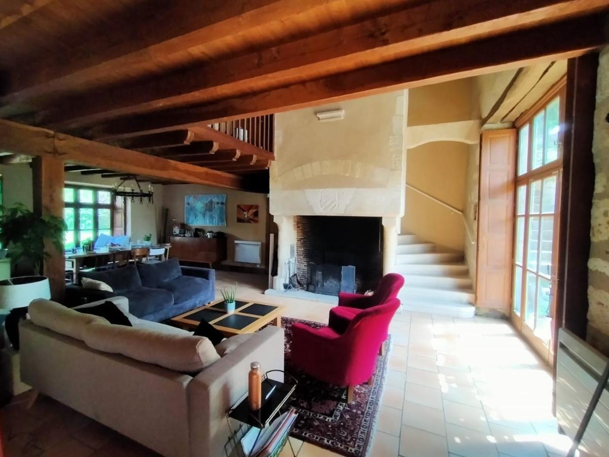 Grande Villa Au Coeur De La Dordogne Paussac-et-Saint-Vivien Exteriör bild